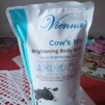 Vienna Cow Milk Body Scrub Refill 1kg | Lulur Susu Sapi