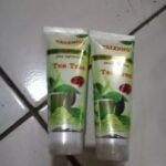 Valenno Smoothing Exfoliating Gel Plus Lightening Tea Tree 100ml