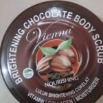 Vienna Brightening Chocolate Body Scrub 250gr
