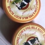 Vienna Brightening Cow's Pre-Milk Body Scrub Reviving 250 gr